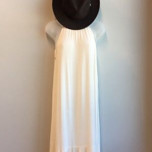 ✨WHITE MAXI HIGH NECK DRESS✨